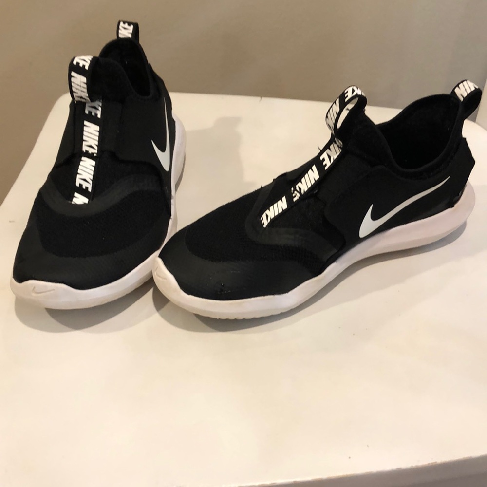 Youth Big kid Nike Flex Runner
